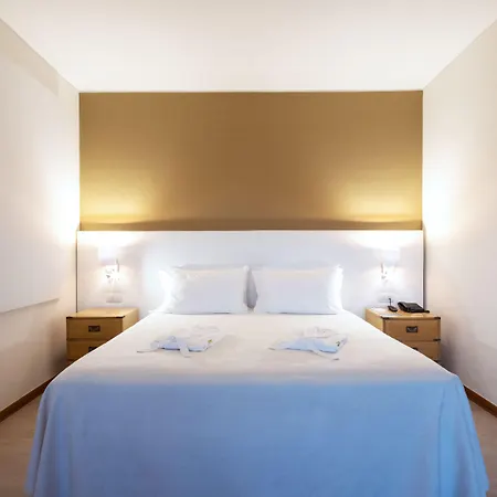Dom Pedro Marina (adults Only) מלון וילהמורה
