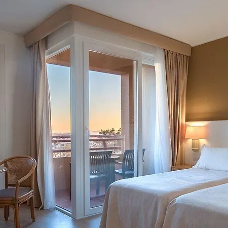 Dom Pedro Marina (adults Only) Hotel