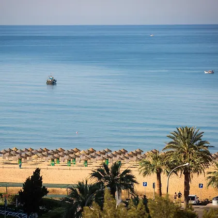 מלון Dom Pedro Marina (adults Only) 4*