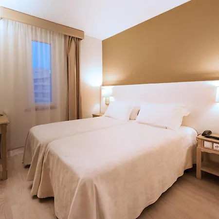 Dom Pedro Marina (adults Only) מלון וילהמורה